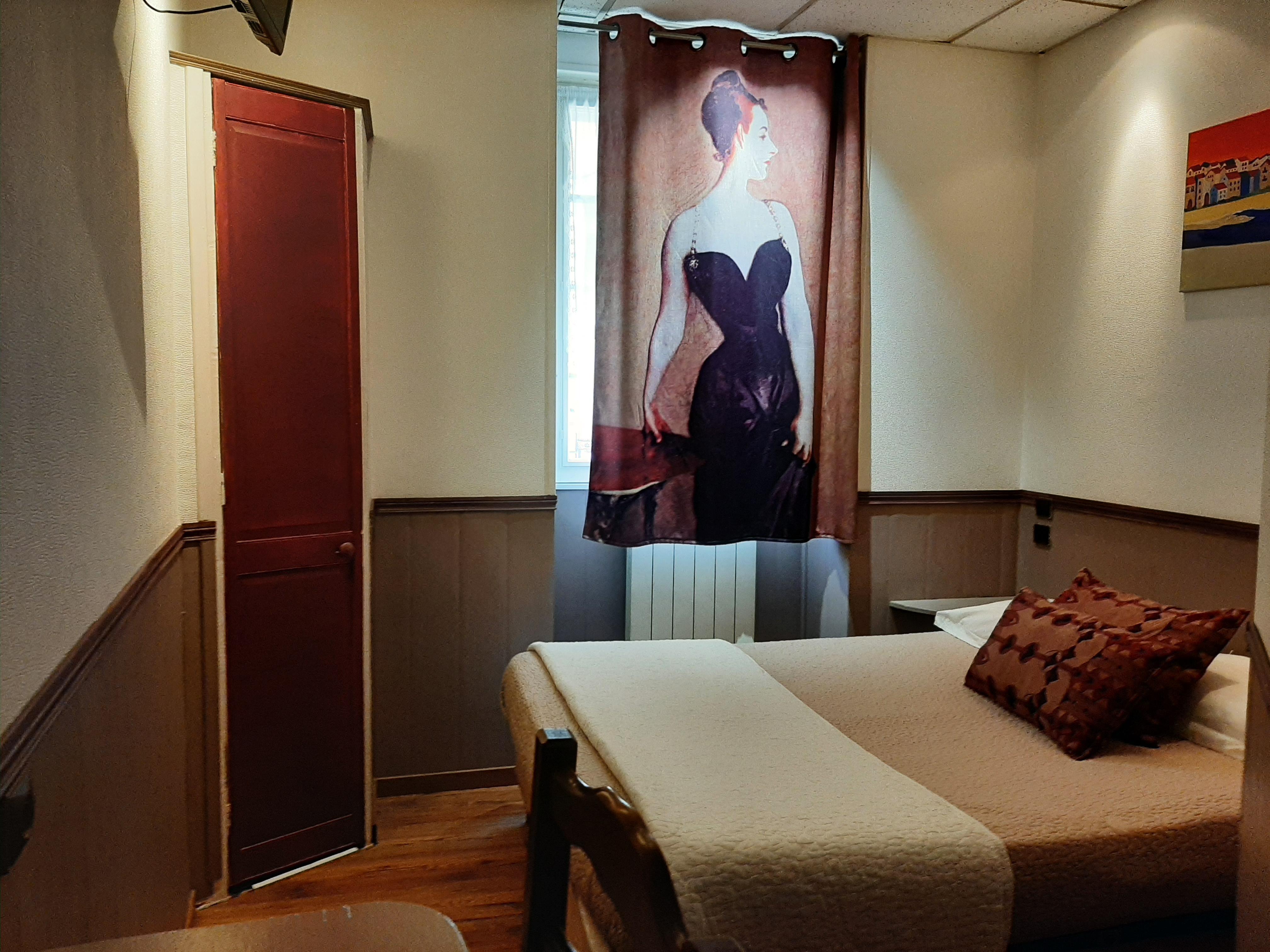 אביניון Hotel Mignon מראה חיצוני תמונה