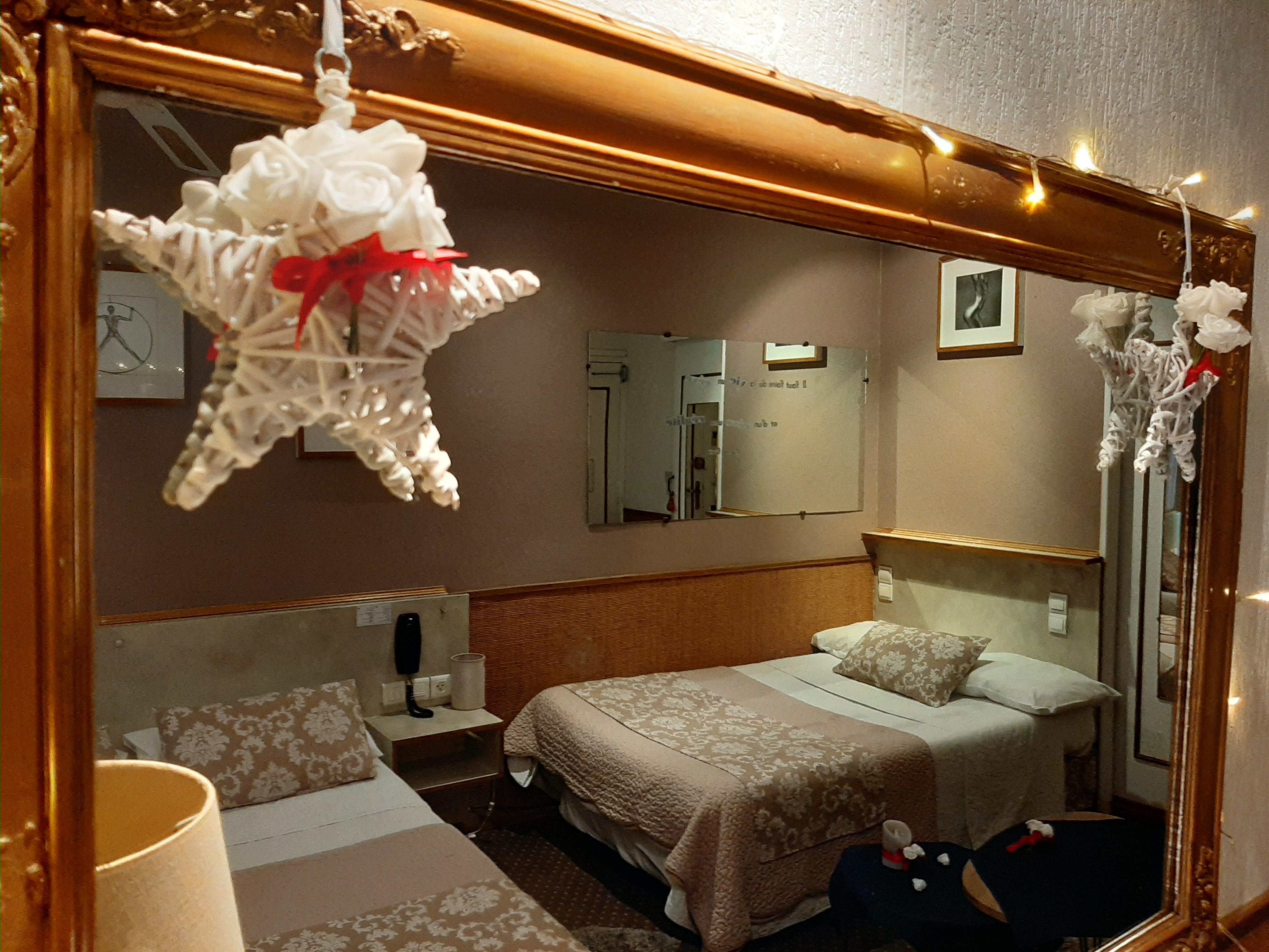 אביניון Hotel Mignon מראה חיצוני תמונה