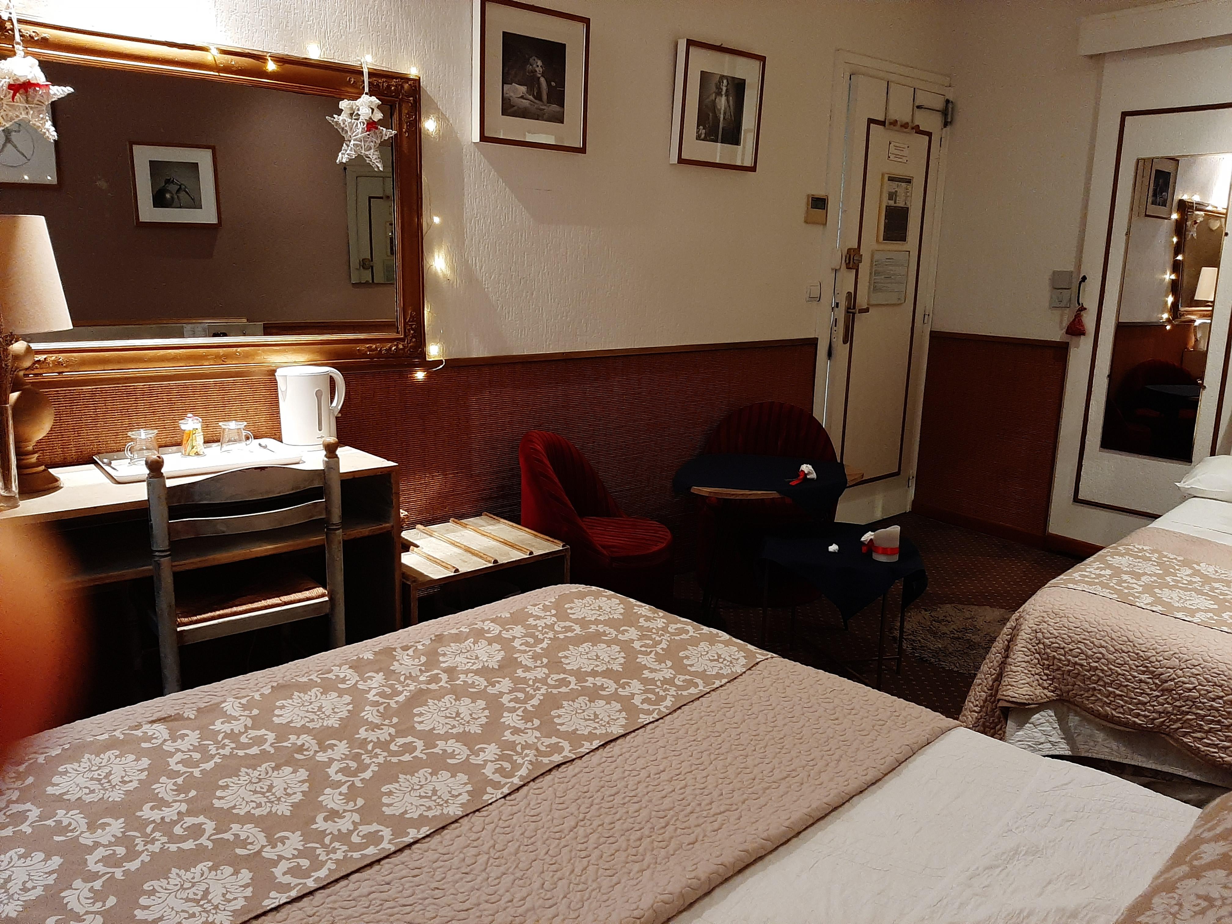 אביניון Hotel Mignon מראה חיצוני תמונה