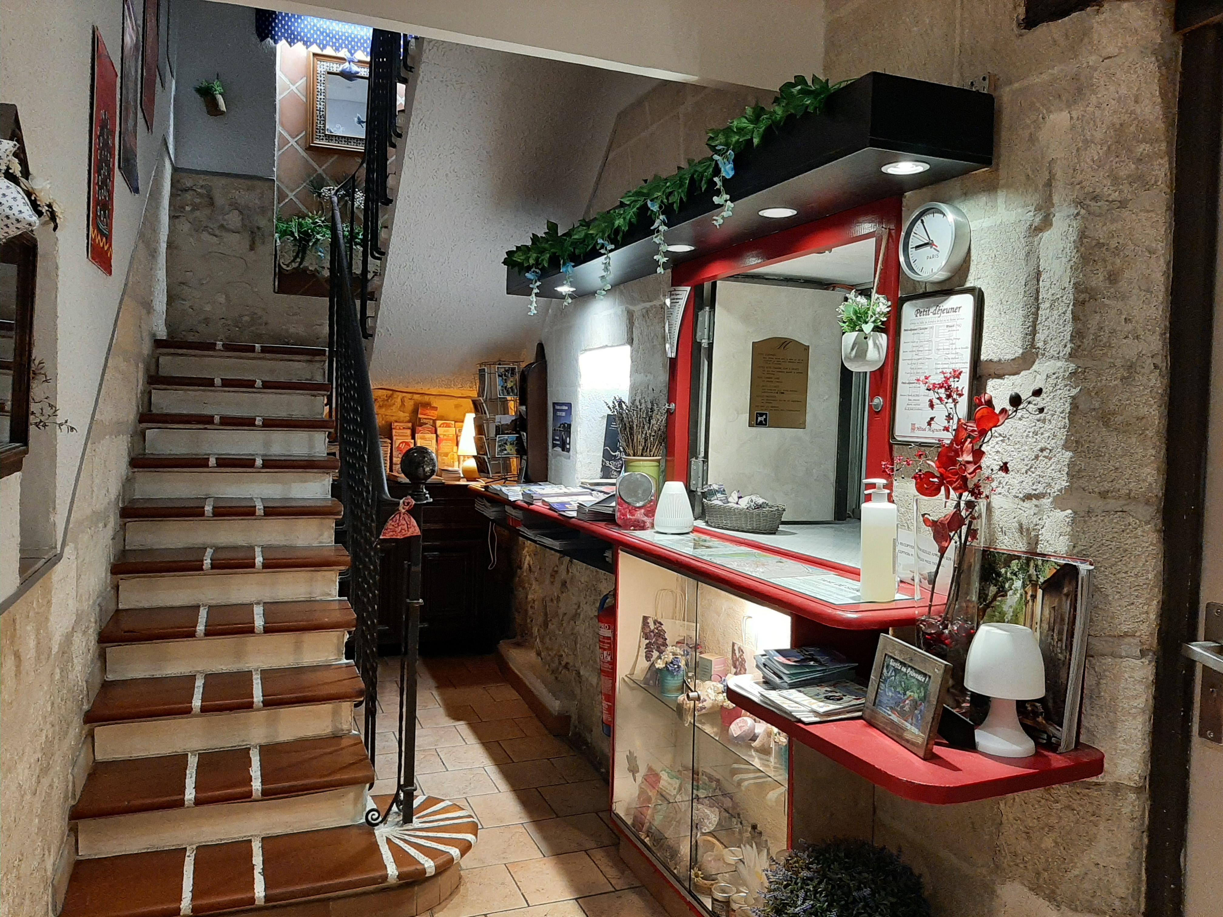 אביניון Hotel Mignon מראה חיצוני תמונה