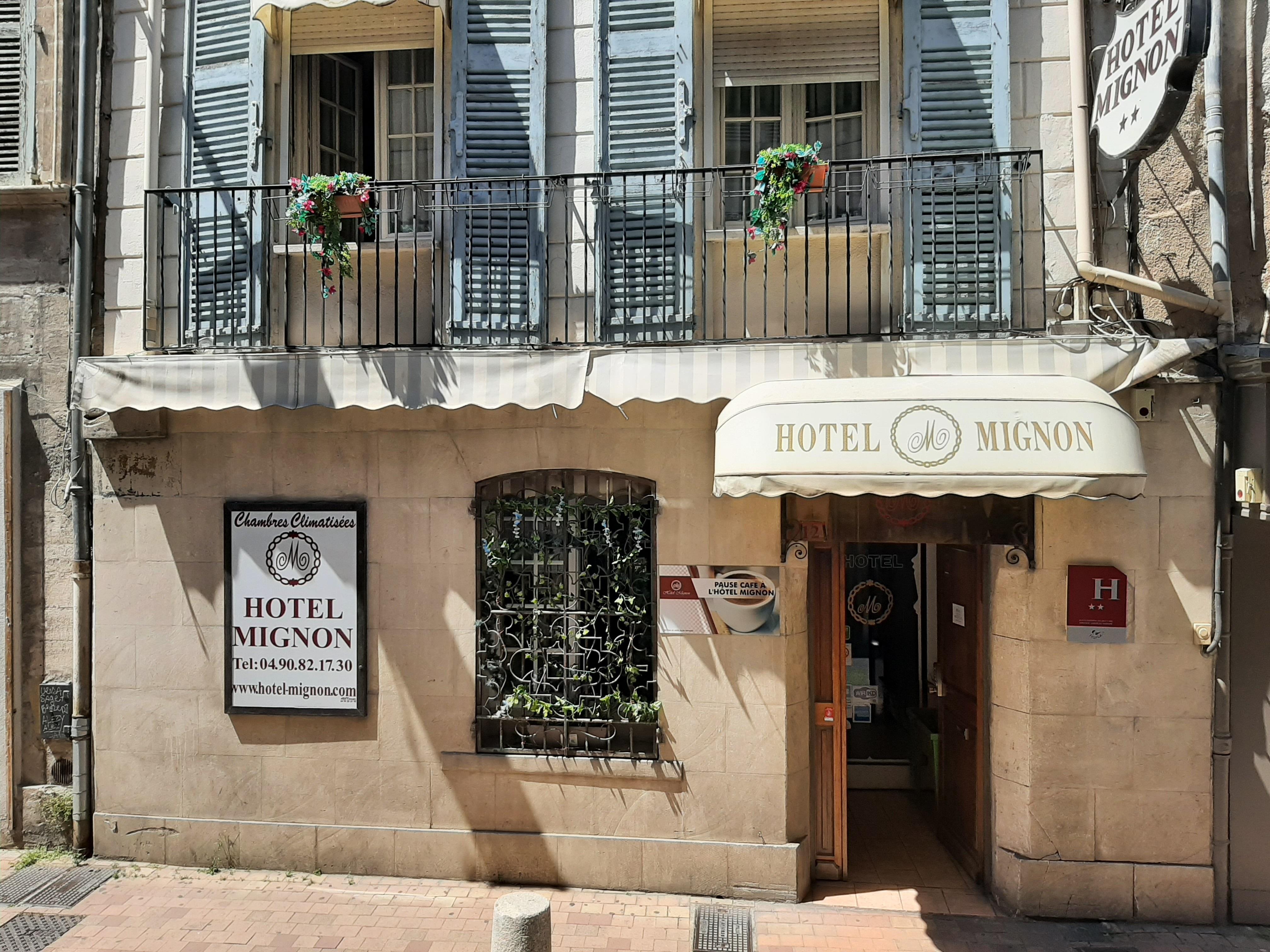 אביניון Hotel Mignon מראה חיצוני תמונה