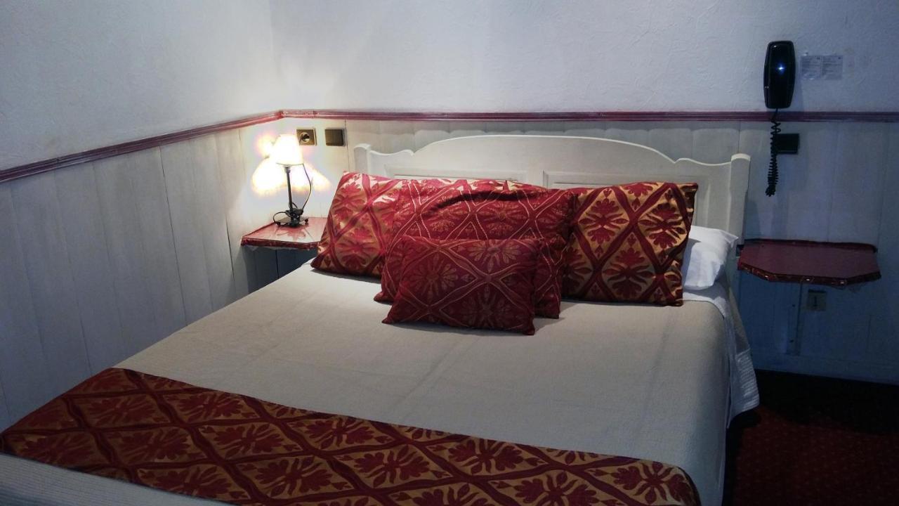 אביניון Hotel Mignon מראה חיצוני תמונה